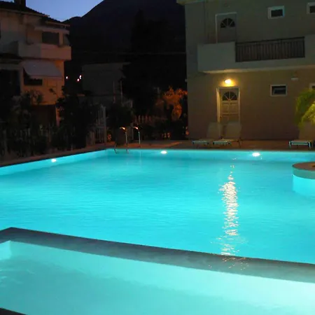 Happyland Aparthotel Nydri (Lefkada)
