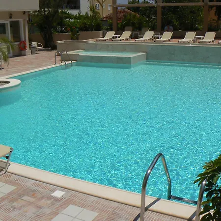 Happyland 2* Nydri (Lefkada)