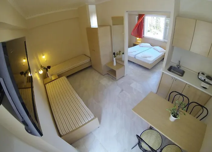 Apart-hotel Happyland