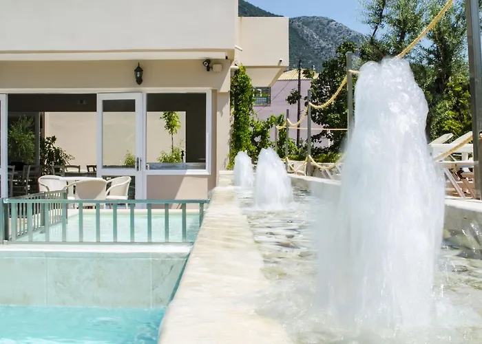 Ξενοδοχείο με διαμερίσματα Happyland Νυδρί