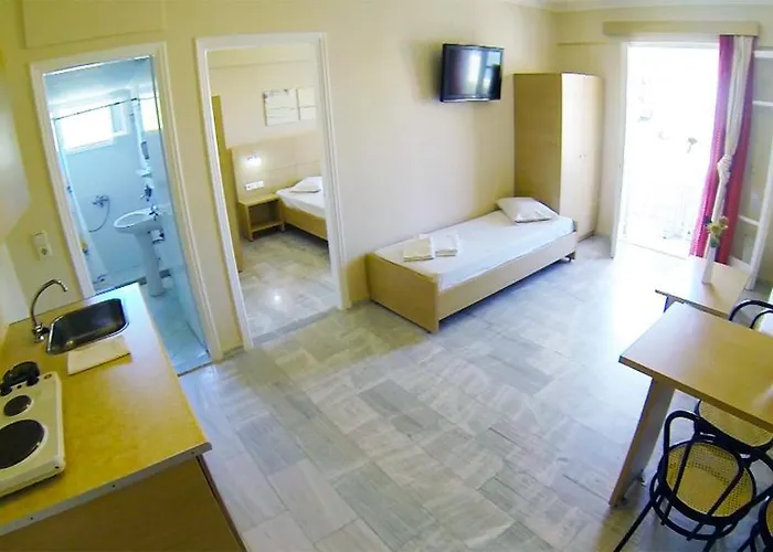 Ξενοδοχείο με διαμερίσματα Happyland Νυδρί